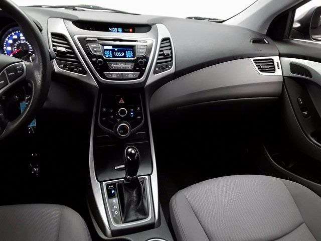 2014 Hyundai Elantra SE 4dr Sedan